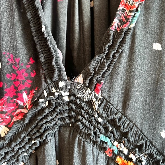 Free People Boho Floral Sleeveless Tunic Top Black Multicolor - Picture 6 of 7